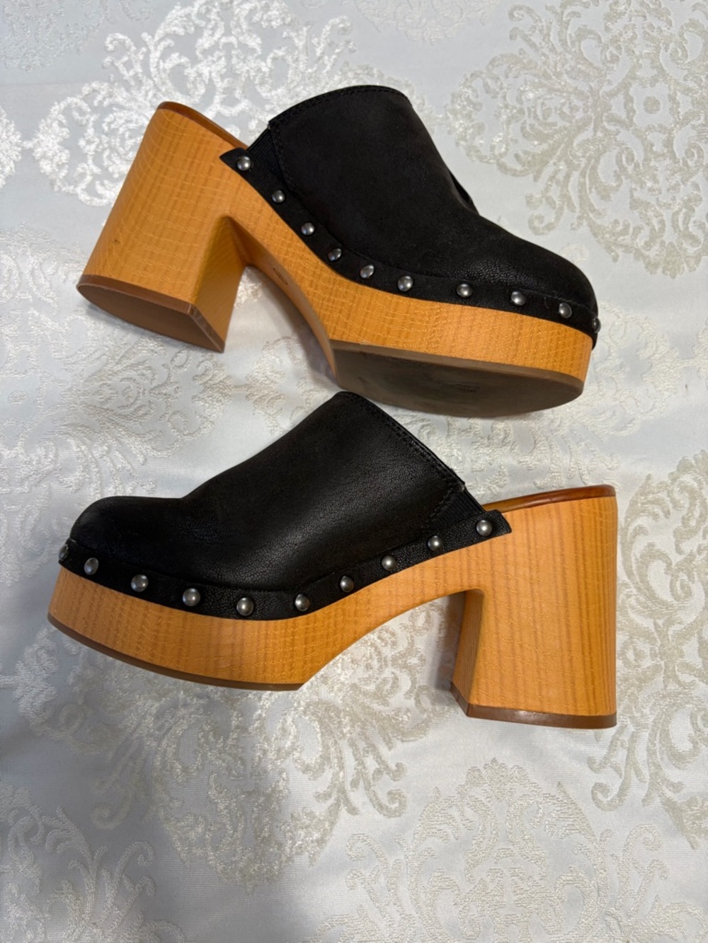 MIA Novi Chunky Block Heel Clog With Studs Black Size 6.5